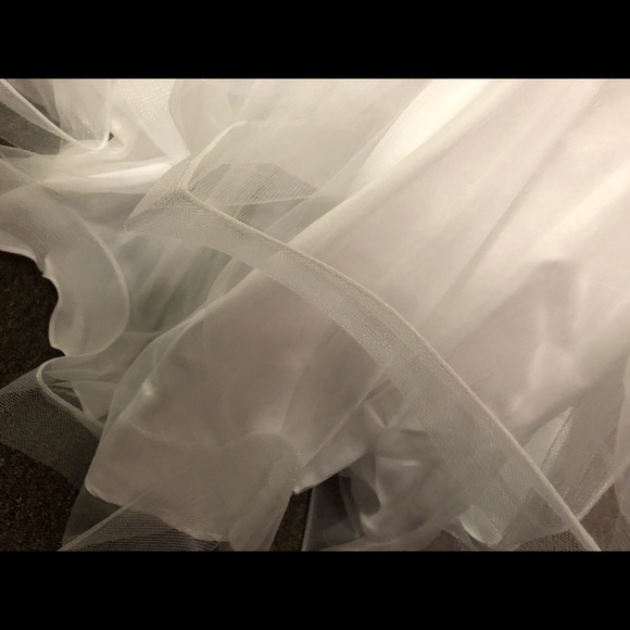 Lower priced Envious Couture Gown Size 4 Ivory & Multicolor Mermaid - Picture 11 of 13